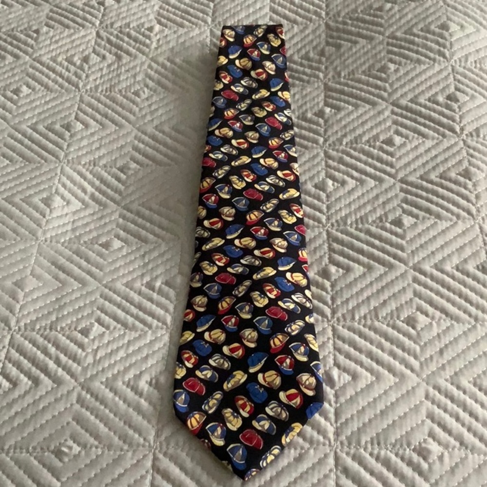 Men’s collector tie from The Metropolitan Museum of Art. All silk.